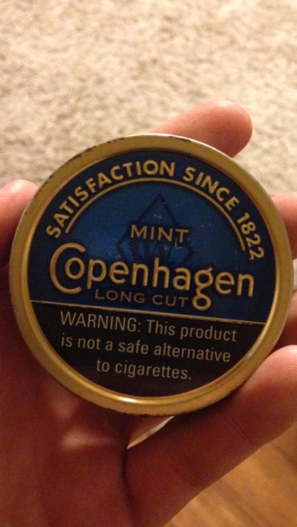 american_snuff's tweet photo. RT if you wish copenhagen would bring cope mint to all gas stations across the country!! http://t.co/ERiQ9Oc7Dc