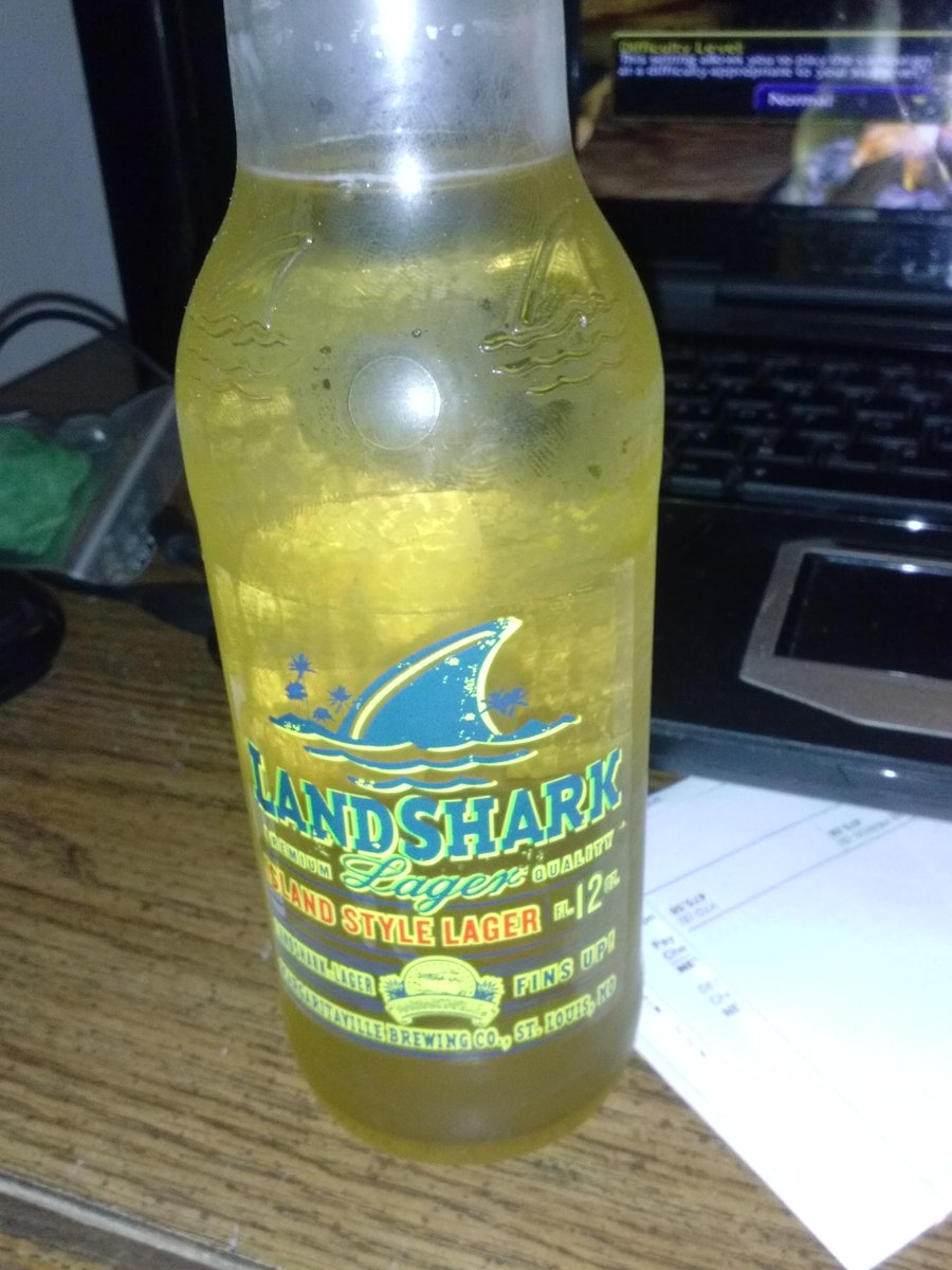rmcrae48996's tweet photo. Its five o'clock somewhere. #ItsOnly4:52 http://t.co/Bv5rEjJp9F