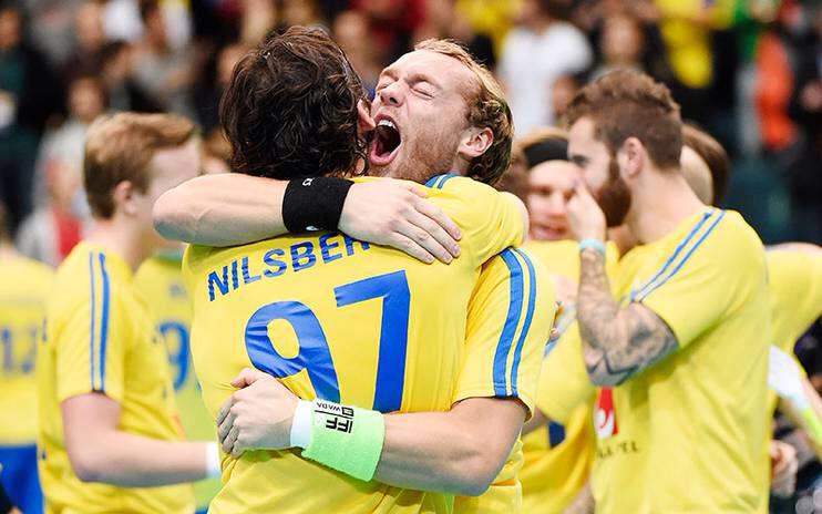 JKanebjork's tweet photo. #överlycklig http://t.co/e4OYo8esgL