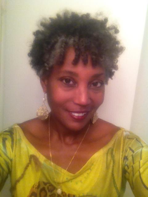BlackGirlsSwing's tweet photo. my #SundaySelfie #SundayFunday #naturalhair #TeamNatural #DFWnaturals #Nappiology #golfie #shelovesgolf #golfgurl http://t.co/aM2a9ugGlK