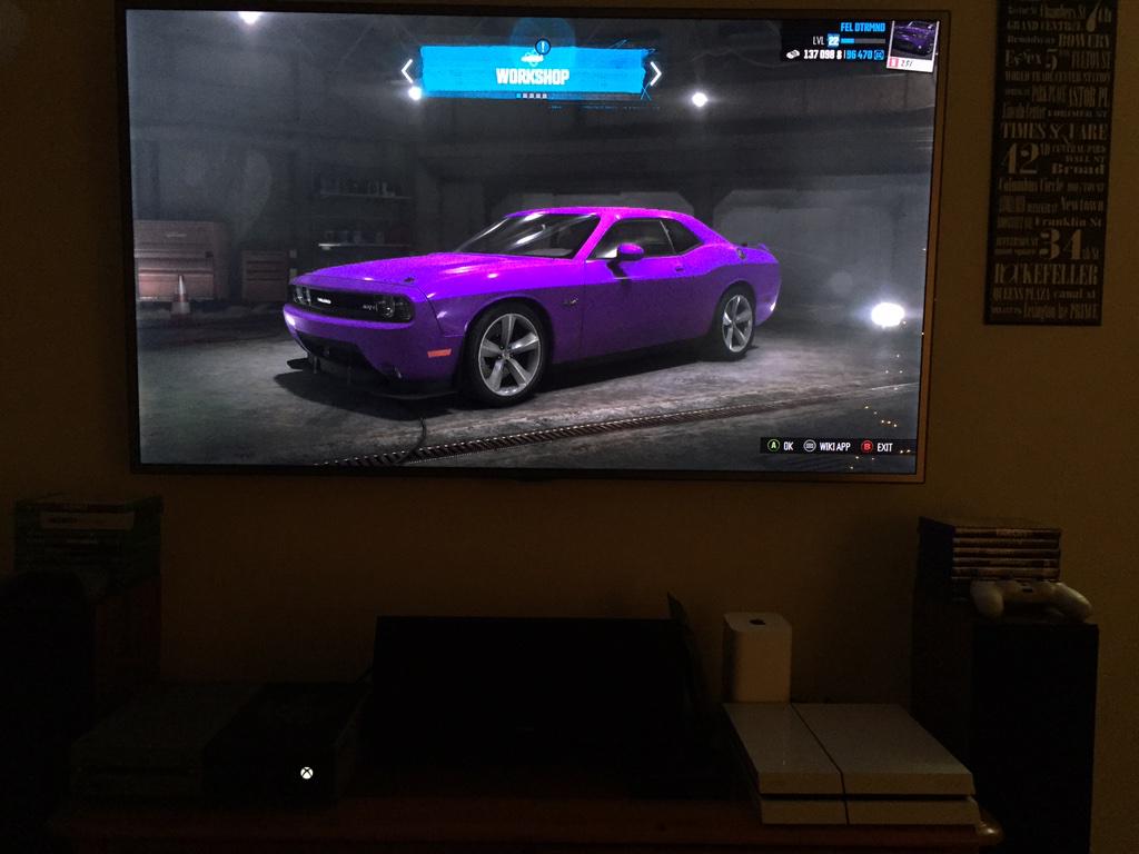 How does your on-screen SRT look? MT @Ryan__Rigg: I love making cars in games the same as my own in real life! http://t.co/XxRIVmx3GQ