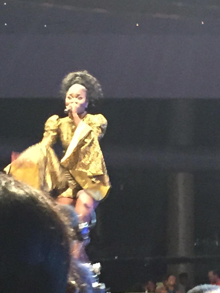 TEAMYUNGREYC's tweet photo. @MrBigtimi My girl @younggreyc rocked d stage well and she got a big round of applause! More blessings #Headies2014 http://t.co/WPSry98FUL"