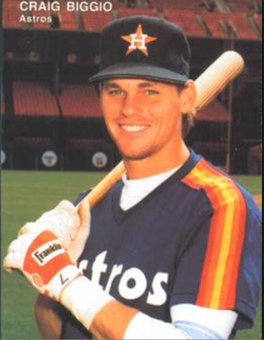 Happy birthday to Mr. 3000 himself and probably the most versatile player to come in the MLB  happy 49th Craig Biggio 