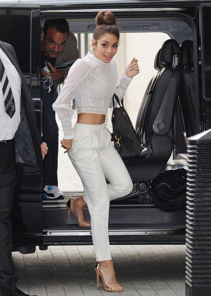 Happy birthday Vanessa Hudgens 