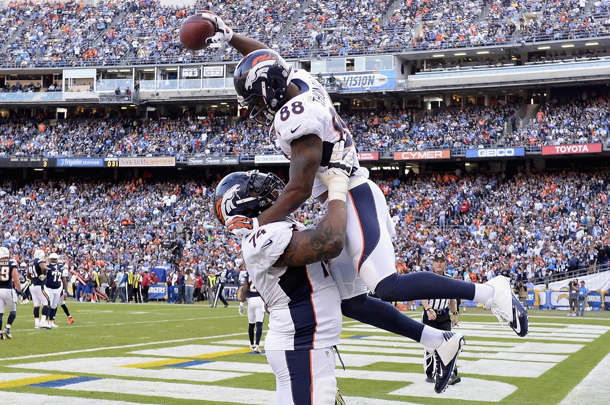 SportsCenter's tweet photo. Broncos win the AFC West! Denver captures its 4th straight division title with 22-10 win over San Diego. http://t.co/OjHWV2G52H