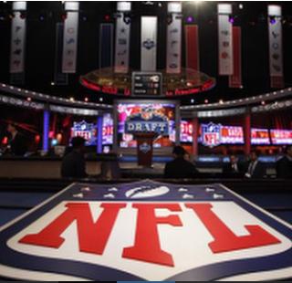 two20enty's tweet image. Jus tryna turn a dream into a reality 💸🏈🏆💯