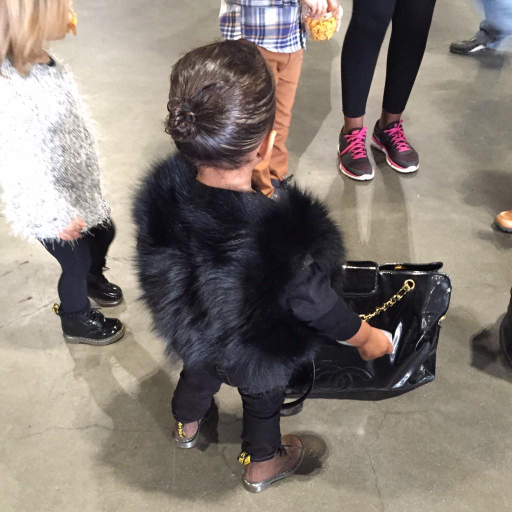 KivenchySS's tweet photo. “@KimKardashian: She's ready! http://t.co/LM6RKhBGyo” @kevengonzaIez are you?