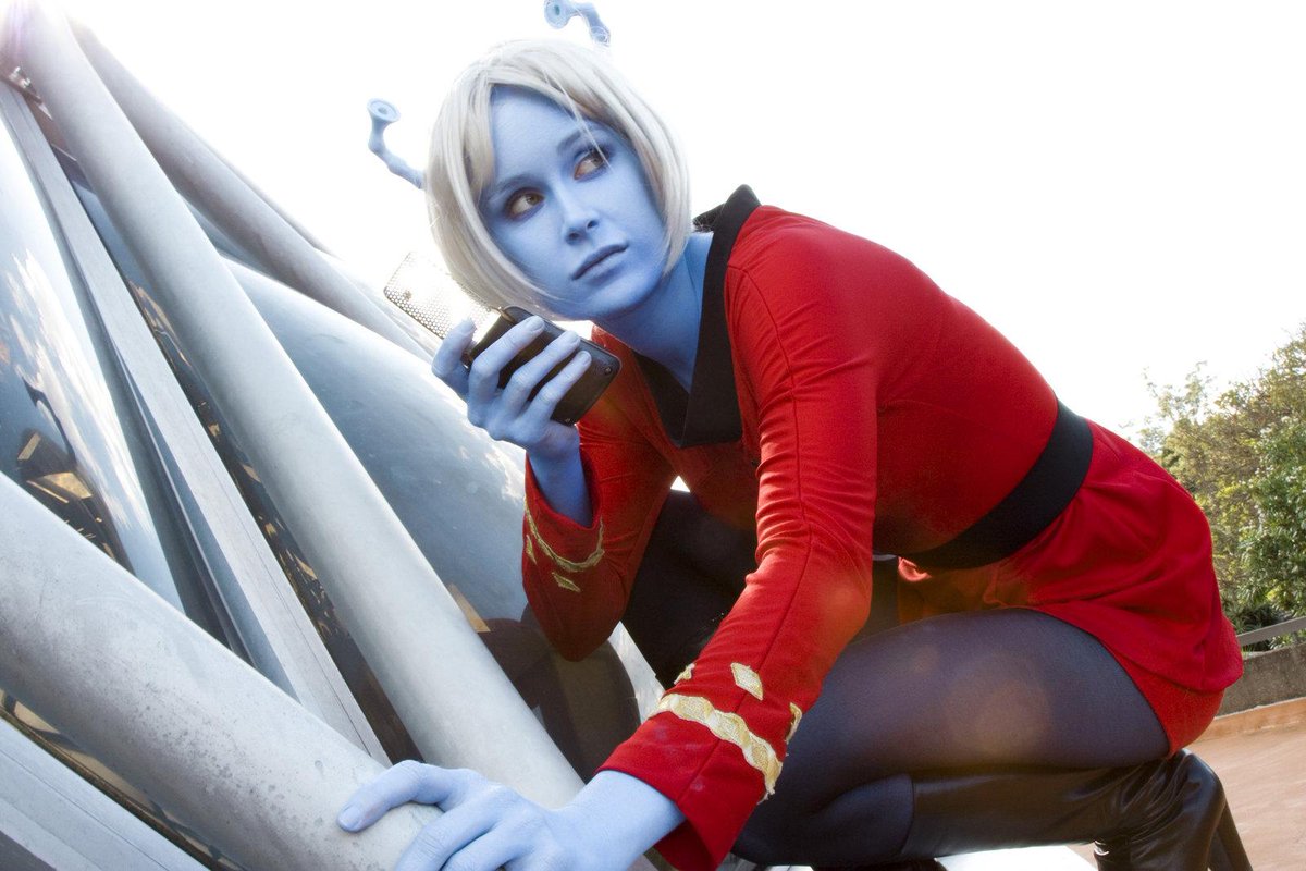OWSLibrary's tweet photo. In honor of all the Andorians who tireless serve to explore the galaxy and promote peace.  #BlueLivesMatter #RedShirt http://t.co/G1Y4KrdkV8