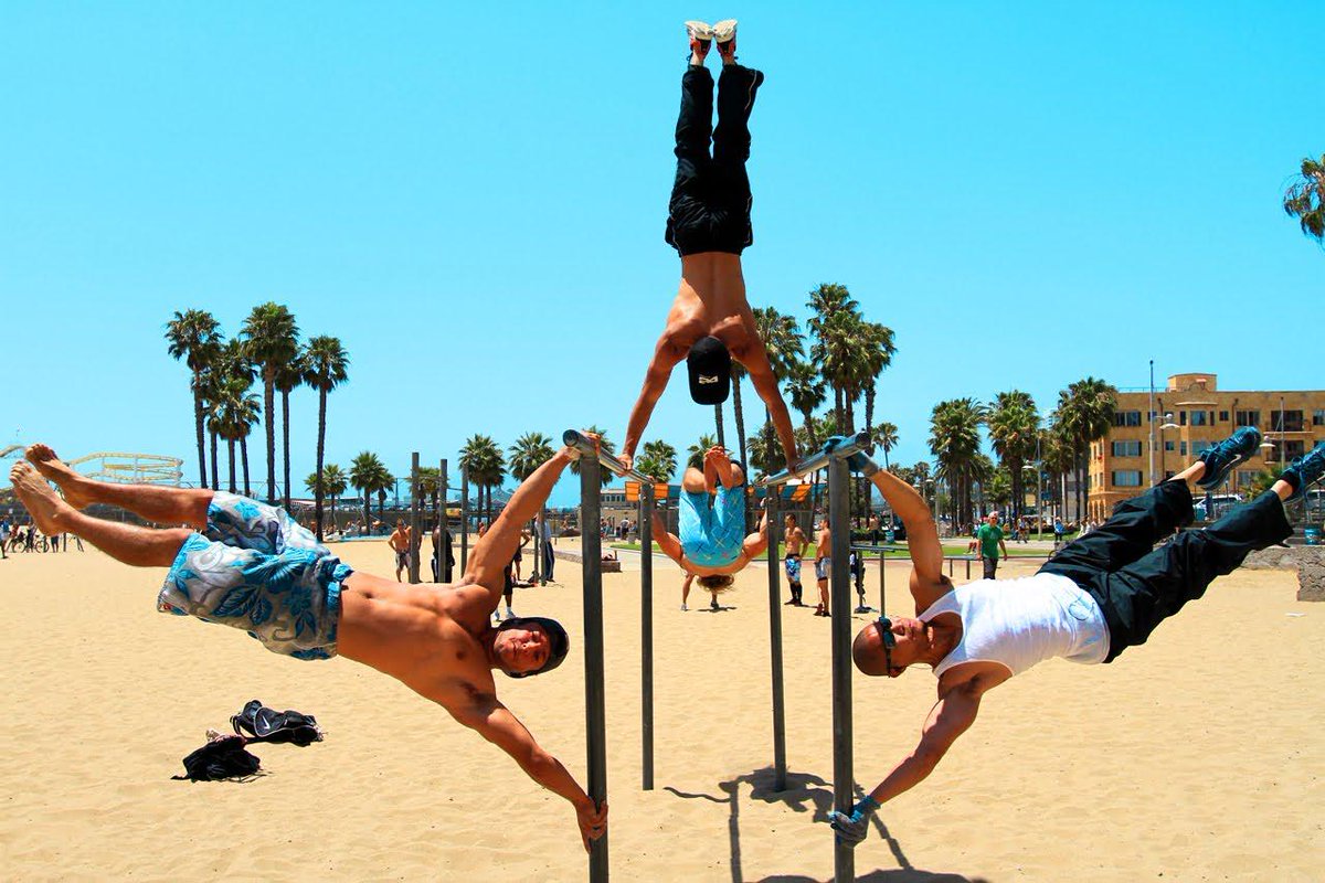 SystemaxProtein's tweet image. Calisthenics: Urban gymnasts taking the world by storm with their impressive displays of strength
