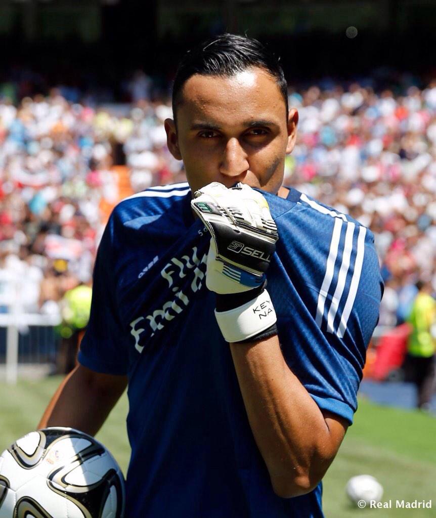 Happy 28th birthday to Keylor Navas! Pure vida!!! 