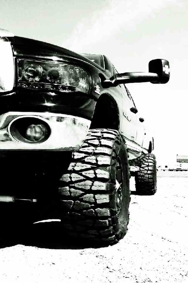 Kountryboy41's tweet photo. To all Dodge Fans!!! Like it up and RT #DogeRam #DodgeFans #Trucks http://t.co/U6iiqANUui
