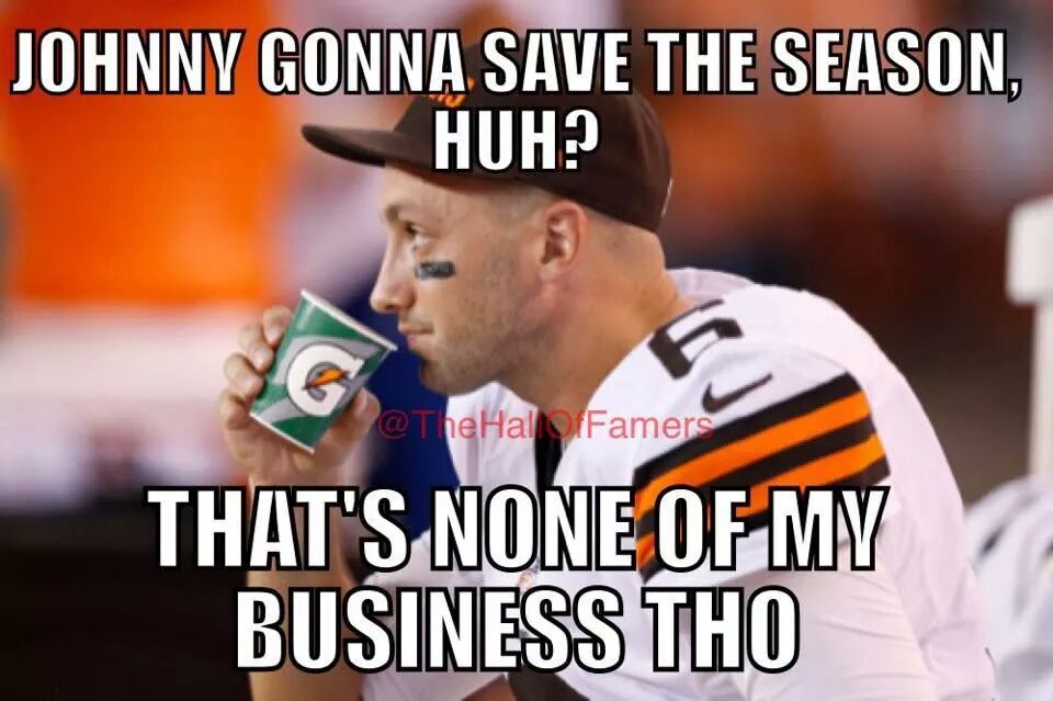 msconnie76's tweet photo. Hoyer be like... ππ #JohnnyInterception #CINvsCLE πππ http://t.co/ZKKEQUTLJt