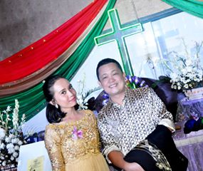 meaameaa's tweet photo. Latepost kemeriahan Natal Prodi SeniMusik \m/ http://t.co/KLatD4iT5P