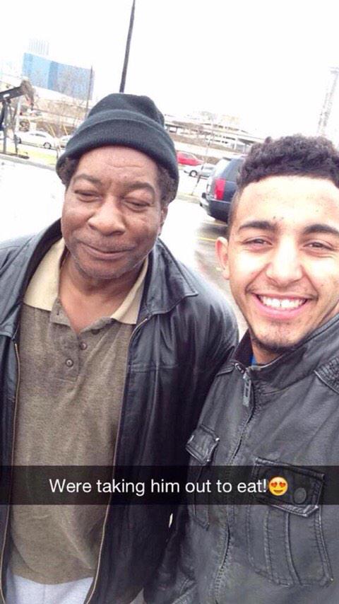 YOUTHHOODRUINER's tweet photo. we need more people like this http://t.co/W9xHEOSkcc