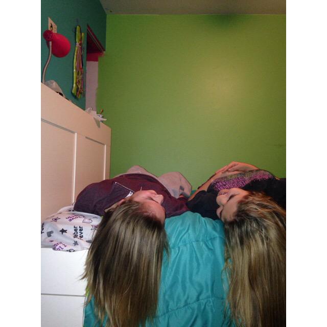 ohheyitsdess's tweet photo. we are goals :) http://t.co/HgJ0JMKxyn