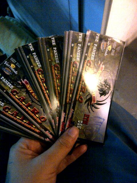 Luckianjani23's tweet photo. presale ticket clossing NTJ CAIRO HTM 25K.guest star :Vierratale,Tom kill Jerry,the panzer,david and the wood  chair http://t.co/QNoeuyFWLM
