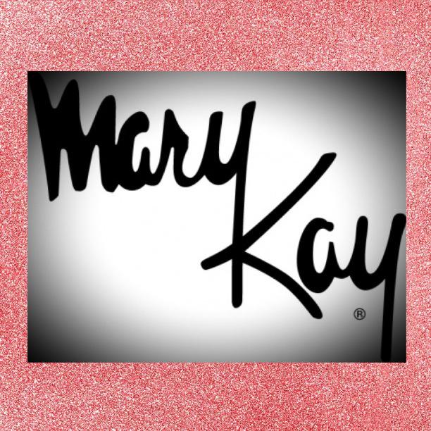 Chachi_Jo's tweet photo. I am now selling Mary Kay if anyone is looking to buy and get a consultant, I'm your girl! Just let me know! 💋 http://t.co/Z4aHZ8dStz