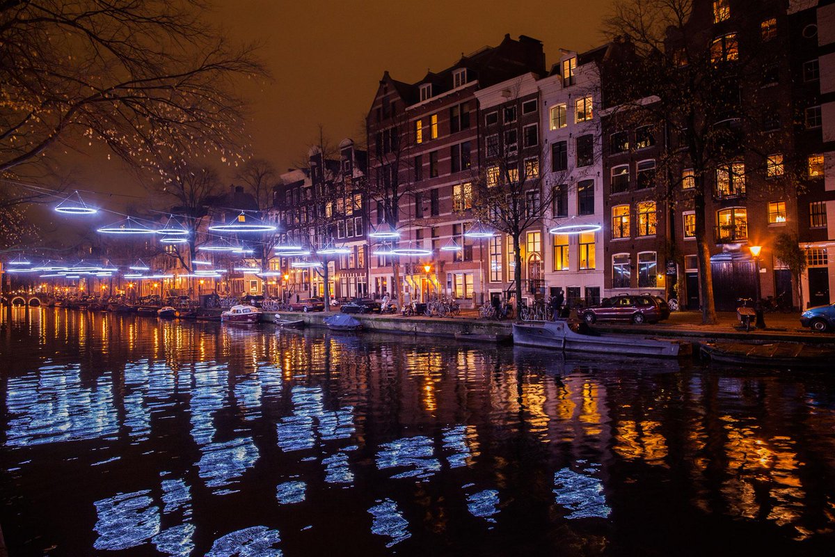 AmsterdamLight's tweet photo. Effervescence by Géraud Périole © Janus van den Eijnden #AmsterdamLightFestival #lightart #instagram http://t.co/kwriSFgIpW