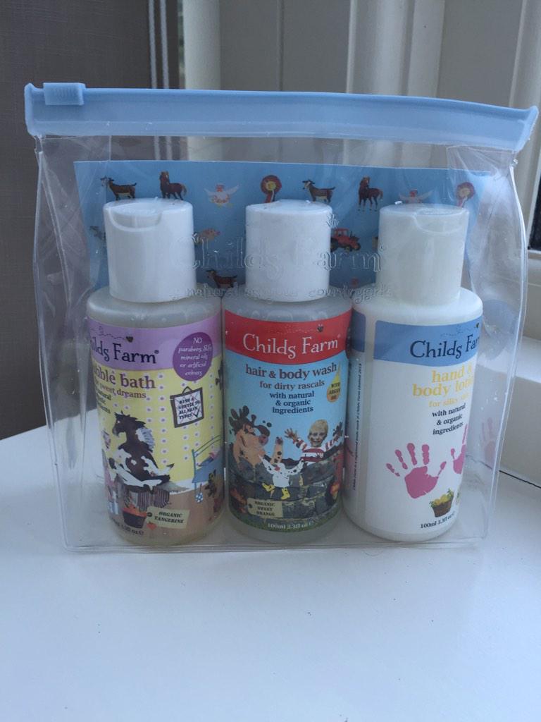 Cobhammums's tweet photo. #mondaymotivation #win #RT this @ChildsFarm travel pack announced 9pm tonight #ChristmasStockingFillers http://t.co/dwZMqAcNYh