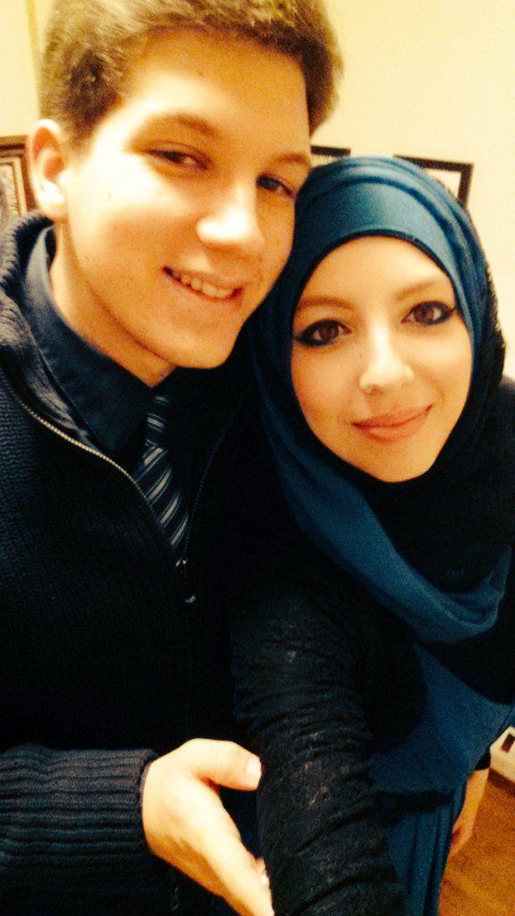 Chamy_a's tweet photo. Those Palestinians sure know how to ROCK a party 
Congrats to my lil sis and my brozer @IdrisB94 http://t.co/ShrlRY4oA5