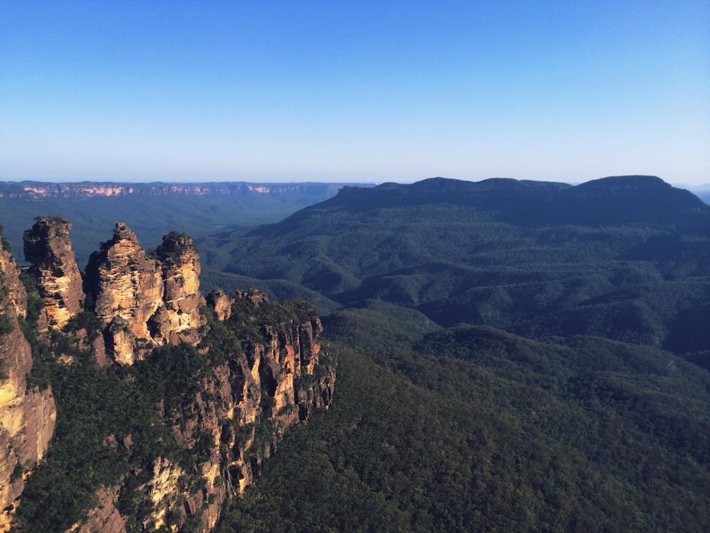 heyimbee's tweet image. currently enjoying the view of the three sisters, blue mountains.