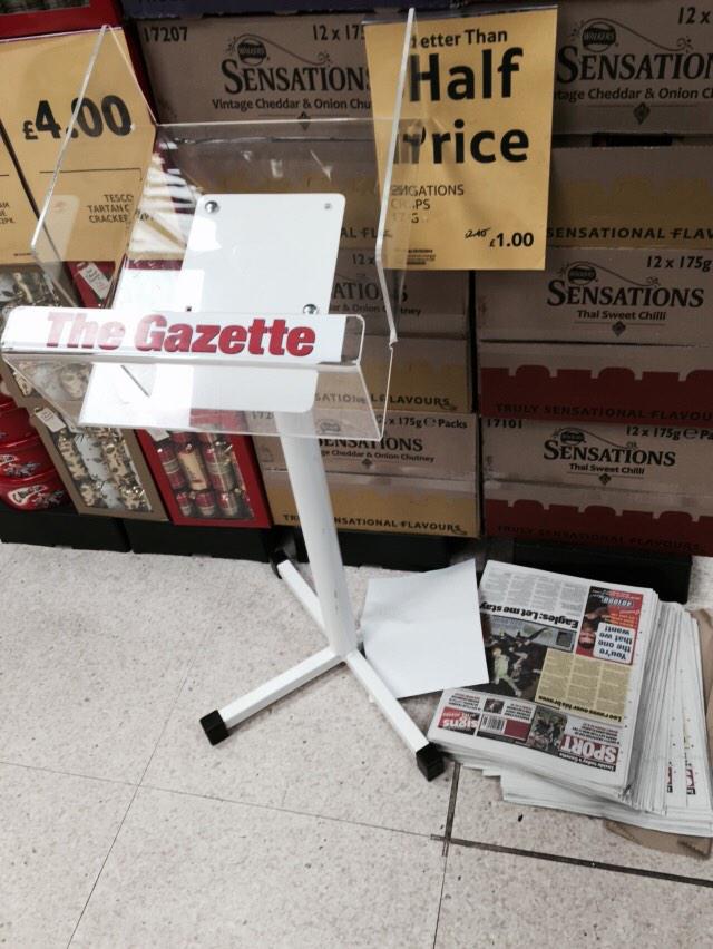 CaunceStr5173's tweet image. The gazette delivery man needs a good slapping if he can't even place the papers in the stand.  Wait till I see him.