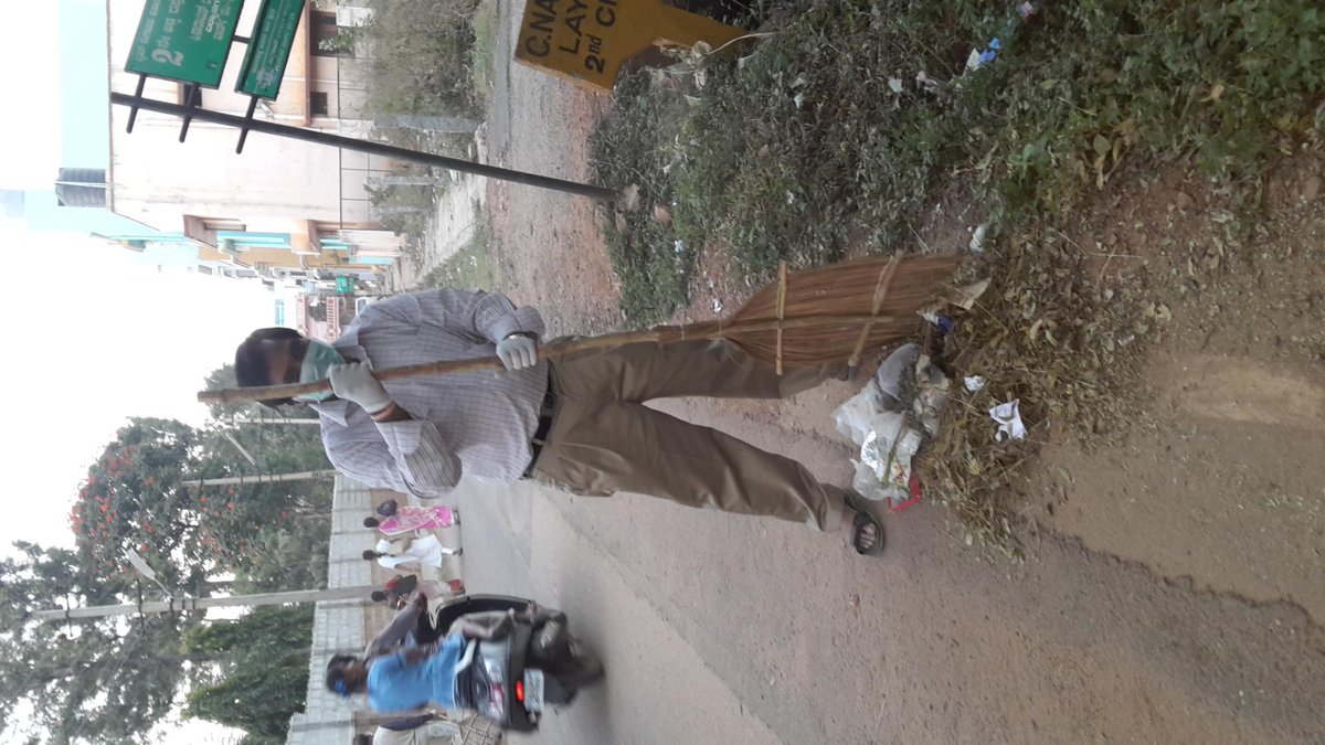 NHAISBM's tweet photo. PIU Bangalore (Karnataka) Date - 12-12-2014 http://t.co/2McUtcEgXU