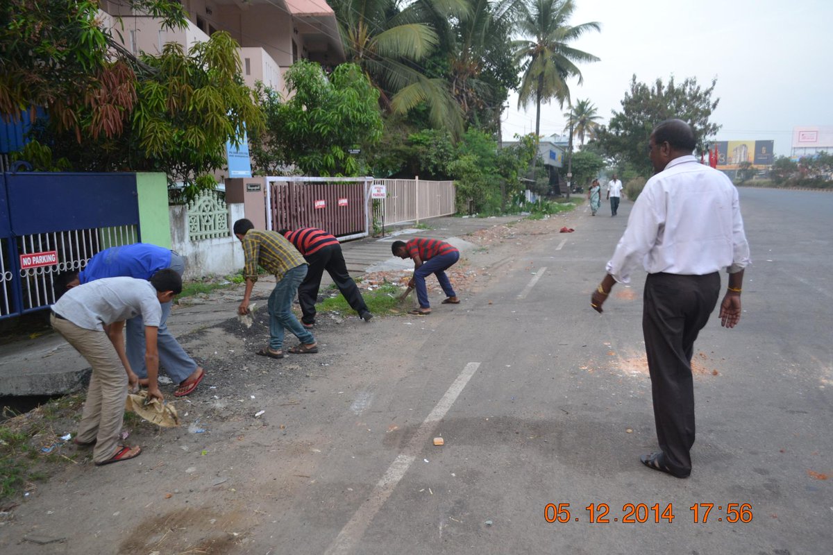 NHAISBM's tweet photo. PIU Cochin (Kerala)Date 12-12-2014) http://t.co/MouJuvCoui