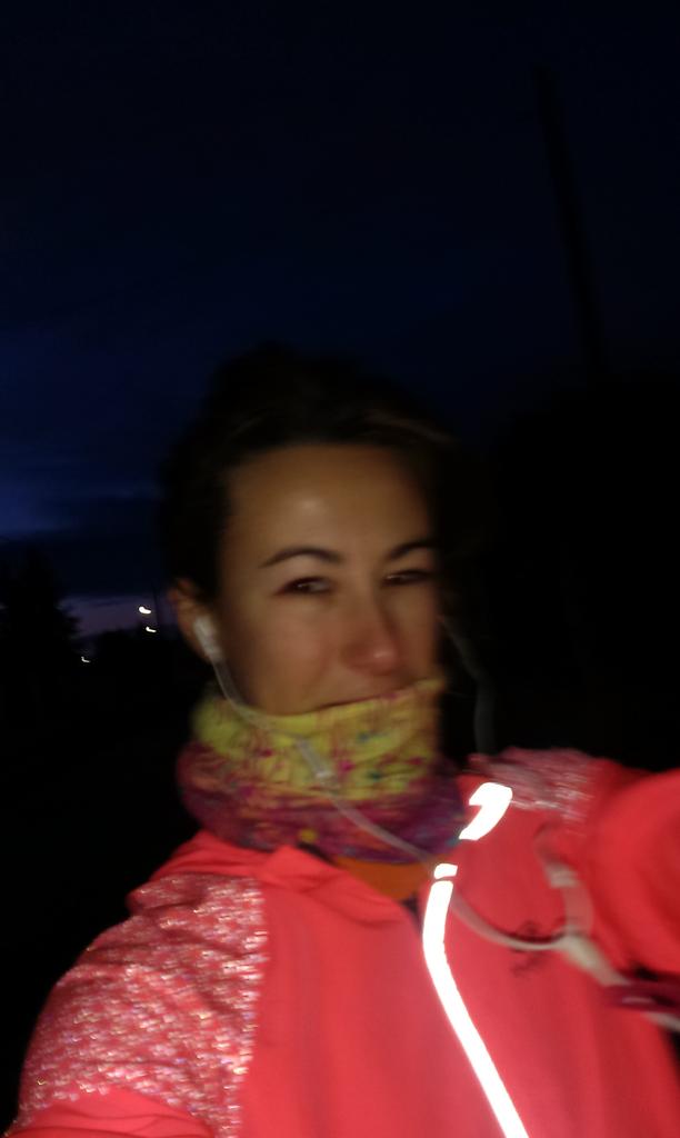 tejadoc's tweet photo. Hay veces q la cara d sueño n se puede disimular! #RWRunXmas #SumaYSigue #soltandopatas #buenosdiasol http://t.co/Ku0a7Bz2kH