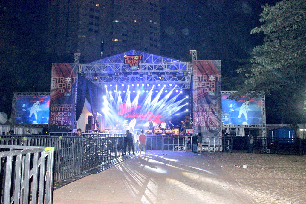 NeverForget_JKT's tweet photo. Ready !!! http://t.co/rKTPoyw7FD