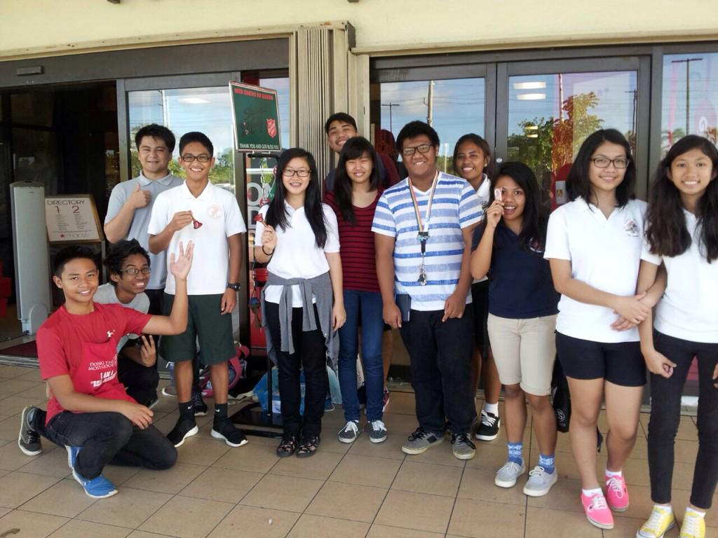 LocoGuam's tweet photo. Members of Loco bell ringing for the holidays!🎄🎁💝 #jaguam #jaginaction #juniorachievementguam http://t.co/g5wjtrR1e2