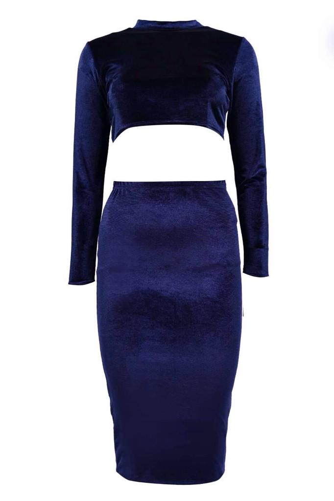 ANTICS_CLOTHING's tweet image. Perfect co-ord 💙
Blue velvet charli set only £20
#ShopSmall #shopping #fashion