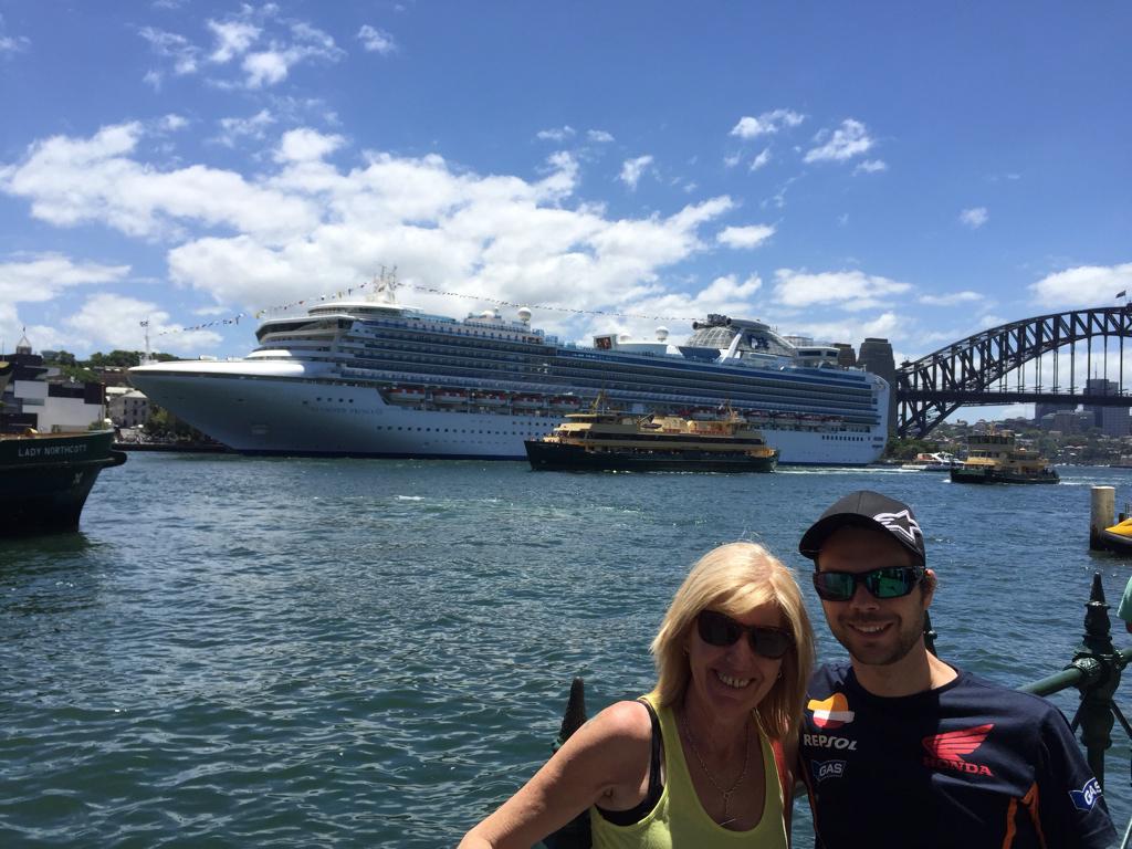 freeriderchris's tweet photo. @jude1uk1 Thanks Jude! @motofeather and I are living it up in beautiful Sydney... Although avoiding the city eek! http://t.co/Utn1Eg7nrD