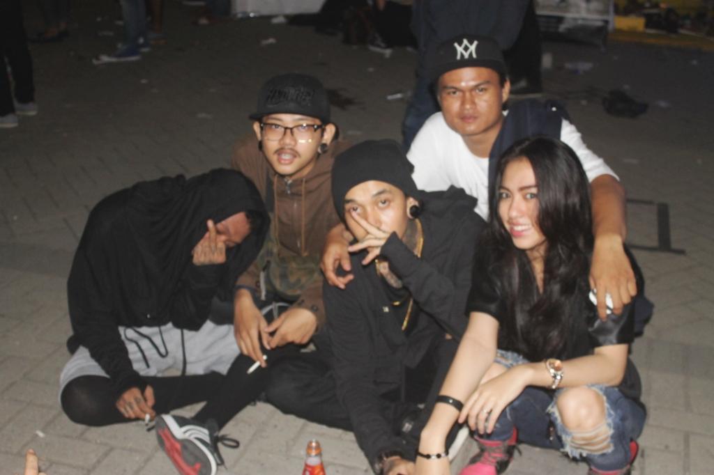 SonnyaClaudea's tweet photo. With @iDos3003 @ndank_jayadi @Blak69_IDN @Viblo_ID http://t.co/SLfiEogOzJ