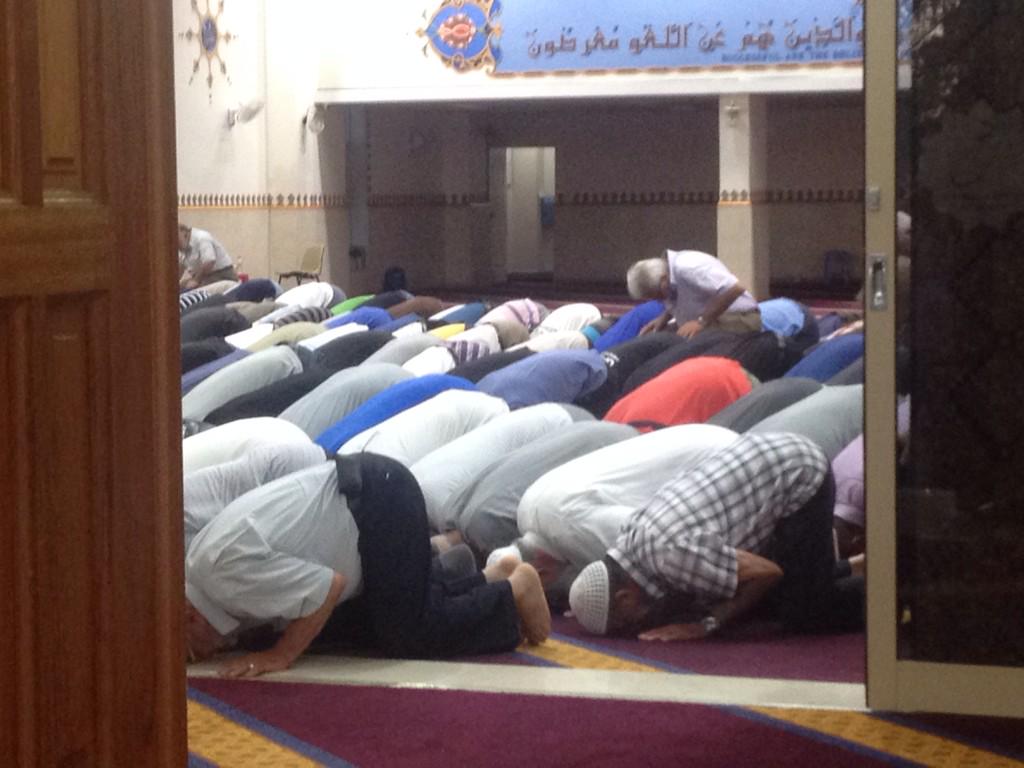 "<a href="/SimonPalan/">Simon francis Palan</a>: Lakemba's Muslim community prays for peace at Martin Place. <a href="/abcnews/">ABC News</a> "