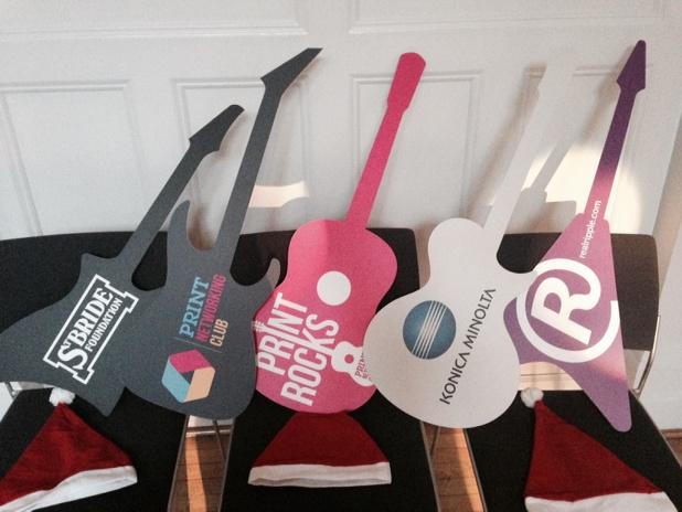 Guitars at the ready <a href="/RealRippleMedia/">Real Ripple</a> <a href="/EarthIslandUK/">Earth Island UK</a> @sbf1891 @GlynFarrow <a href="/KonicaMinoltaGB/">Konica Minolta GB</a> #printrocks