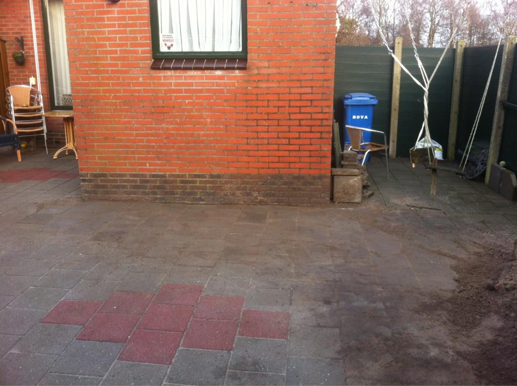 PeterdeheusInfo's tweet photo. 2 stalenheipalen met vijzel constructie  uitgevoerd op urk Nu alles weer dicht gemaakt mooi klusje @stalenheipalen http://t.co/8mujRq6G80