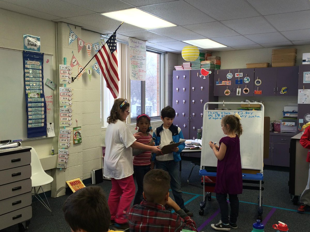 Our Third Grade Leaders teaching the QOPA method to Mrs. Alex's class! #Wearelamphere