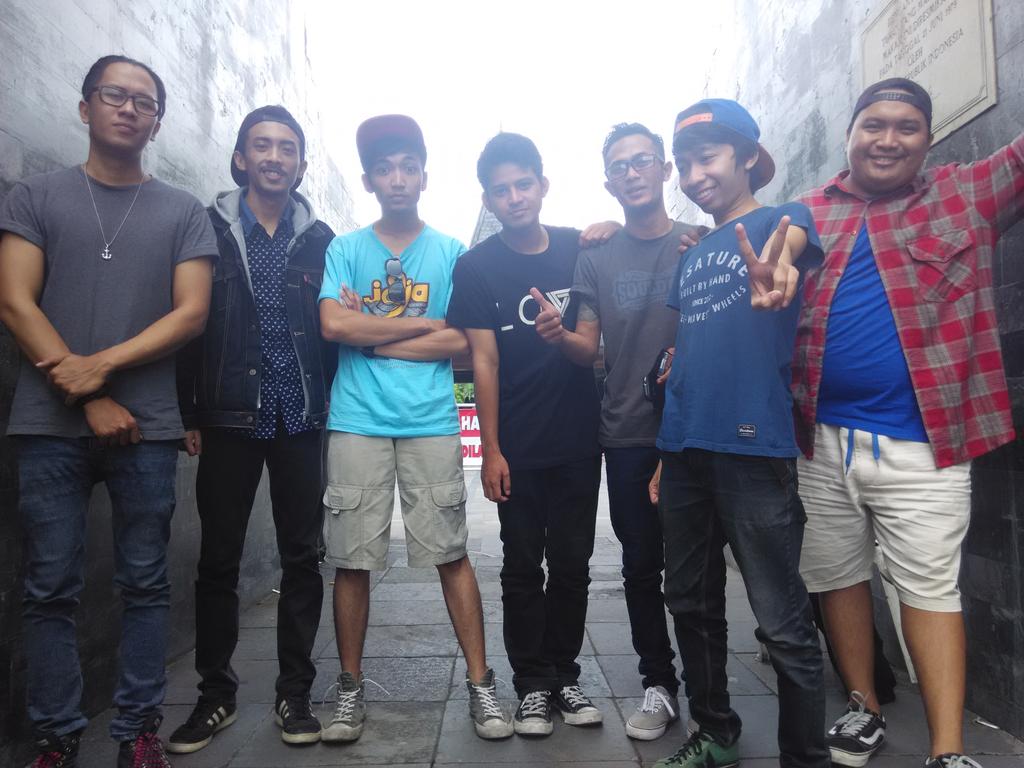 <a href="/KevinOnesiforus/">Kevin Onesiforus</a> <a href="/bryanedmard/">G. MadatrisnΔ</a> me @Danangfahmi <a href="/asattk_kodok/">kuwodok</a> <a href="/menuezpundink/">menus</a> <a href="/sugabxoirtas/">Fat Sugab</a> Makam Bung Karno,Blitar - ID