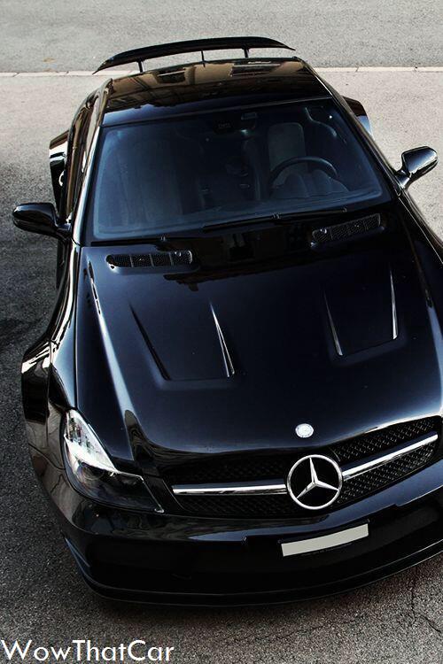 Carfluence's tweet photo. RT if you want a Benz! http://t.co/2w9S1ryTJR
