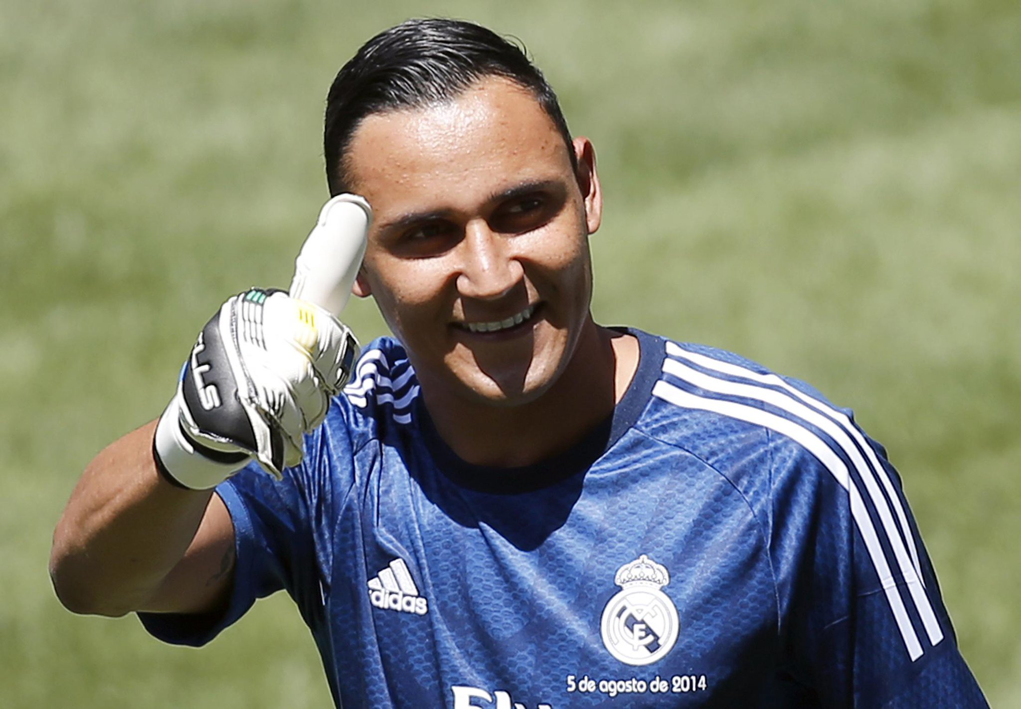 Happy 28th birthday to Keylor Navas. No La Liga goalkeeper has made more saves the start of last term than him (147). 