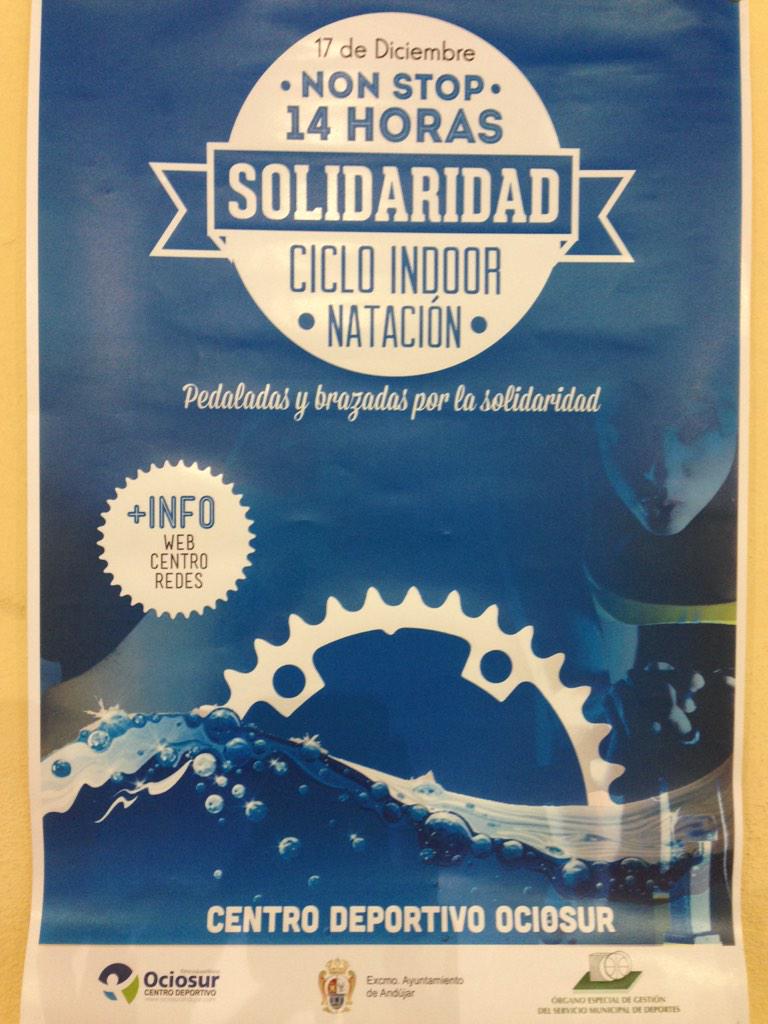 gloriaherrero's tweet photo. El miércoles nos movemos por solidaridad. 1ºESO del #IESCabeza hace spinning y natación por una buena causa #winwin http://t.co/rDYNXSeXpl