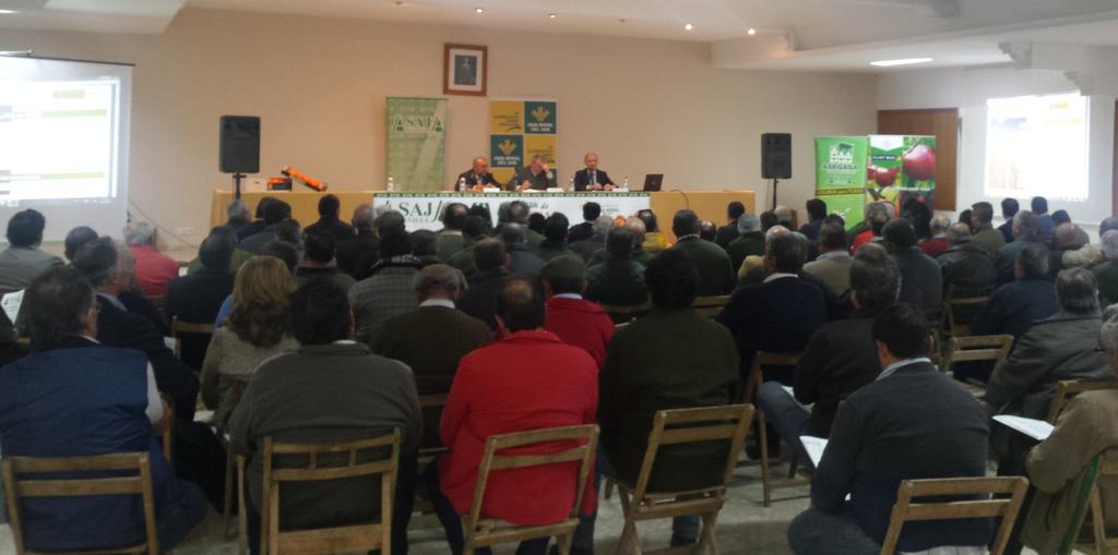 SanSebasCoop's tweet photo. XIV JORNADA de FRUTAS Y HORTALIZAS celebrada en @SanSebasCoop . @ASAJASEVILLA http://t.co/zro6NcHdBl