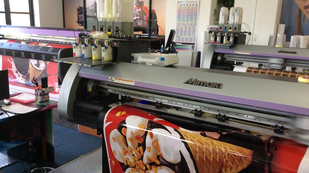 IceWorxPrint's tweet image. Printing flat out on the @MimakiUSA looking good @MagnumSA @signaf