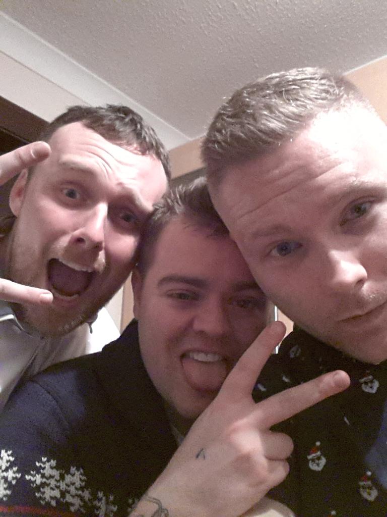 SnapsOfScotland's tweet image. Donnies house warming on Saturday..... #toomuchalchohol #fuzzymemory #stillhungover