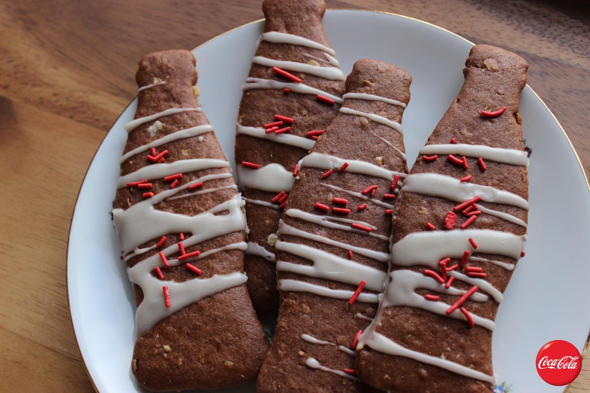 cocacola_ca's tweet photo. Christmas #cookies made with #CocaCola? #Yum. #Christmascookies #recipe #twecipe http://t.co/sc78QDa8qH http://t.co/B8ECRu8fvk