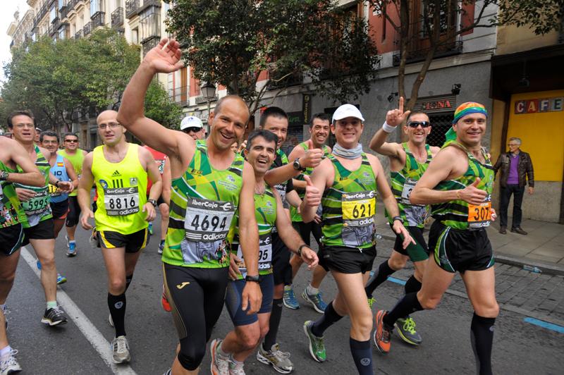 RNRmadmaraton's tweet photo. Con ganas de que llegue el #RNRMadrid2015?? ;-) Qué guap@s salen nuestros #Runners en las fotos!! http://t.co/PGQAab6NDd