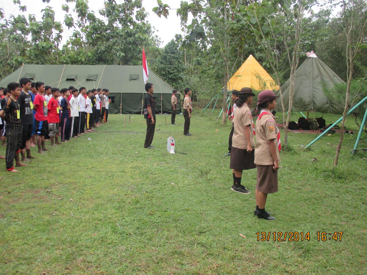 ini pas lagi baris berbaris yang di pimpin oleh kaka pramuka :3 <a href="/VocathreeScout/">Pramuka SMKN 3 Depok</a>