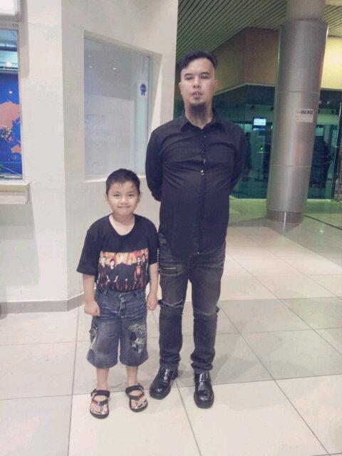 KRB_Palembang's tweet photo. Take care pakde @AHMADDHANIPRAST @RepCinMan http://t.co/fpDWrwTUT0