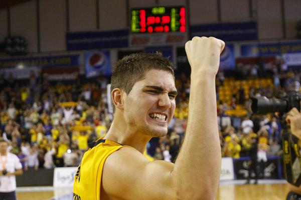 GranCanariaCB's tweet photo. NOTICIA | El Herbalife Gran Canaria incorpora a Óscar Alvarado con contrato temporal http://t.co/tjO1Z3gRUC http://t.co/Qxh1I8mnsi